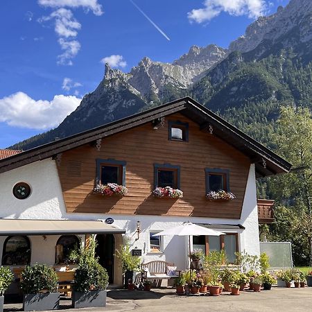 Gaestehaus Edlhuber Mittenwald Eksteriør billede
