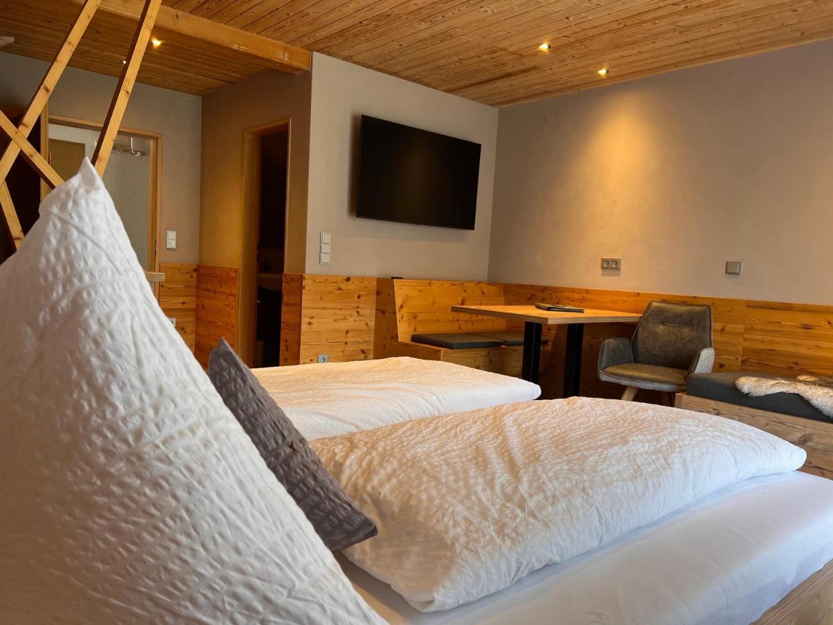 Gaestehaus Edlhuber Mittenwald Eksteriør billede