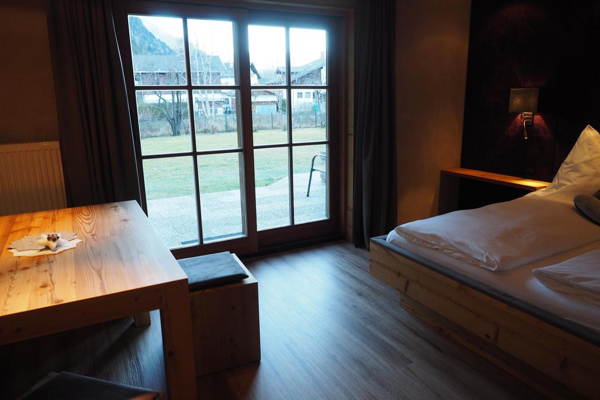 Gaestehaus Edlhuber Mittenwald Værelse billede
